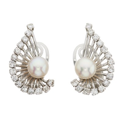 Lot 85 - A pair of cultured pearl and brilliant-cut diamond clip-on earrings