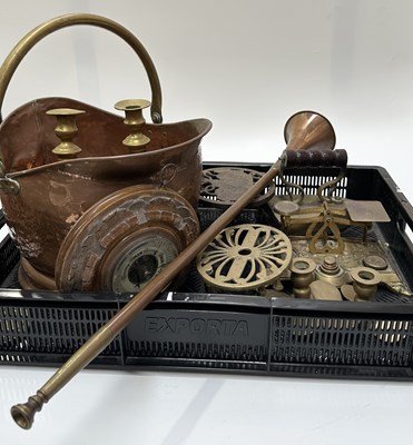 Lot 35 - A collection of brass and copper ware, to...