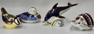 Lot 77 - A collection of Crown Derby Imari paperweights,...