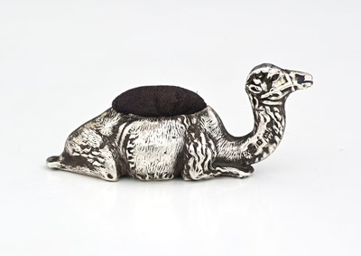 Lot 86 - An Edwardian silver novelty pin cushion, by...