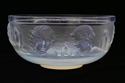 Lot 174 - Sabino, a French opalescent glass bowl,...