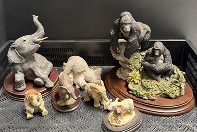 Lot 19 - Country Artists models and figurines: 'Midst...