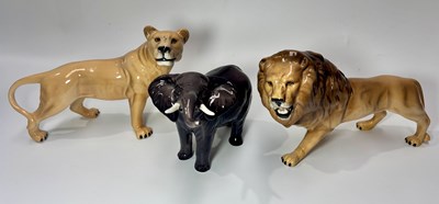 Lot 81 - A Beswick ceramic lion, height approx 13.5cm,...