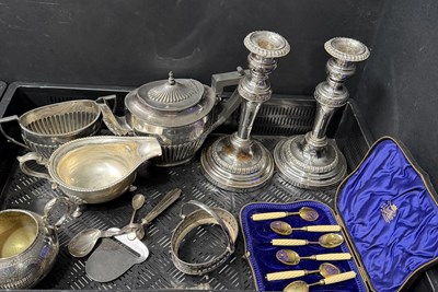 Lot 29 - A collection of silver plate, to include: a...