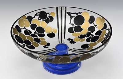 Lot 175 - A French Art Deco enamelled glass pedestal...
