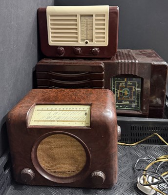 Lot 50 - Three Bakelite radios to include: an Ecko U29X...