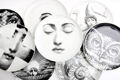 Lot 257 - Fifteen Fornasetti Tema e Variazioni plates,...