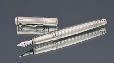Lot 177 - An Elizabeth II silver fountain pen, by Yard-o-...
