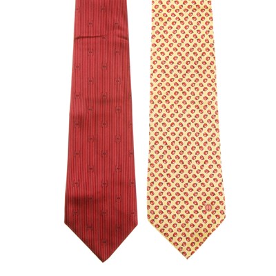 Lot 501 - Two silk ties, to include a red jacquard 'H'...