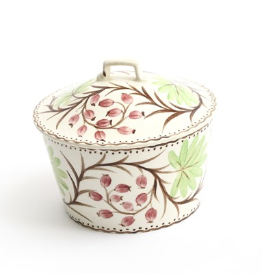 Lot 285 - A Wedgwood Pottery covered basin by Grace...