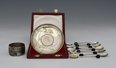 Lot 262 - A cased silver commemorative dish, by Roberts...