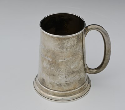 Lot 100 - Japan, a twentieth-century Japanese silver...