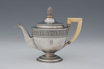 Lot 153 - Faberge, a Russian silver teapot, workmaster's...