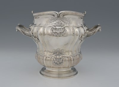 Lot 186 - A silver wine cooler, twentieth century, in...