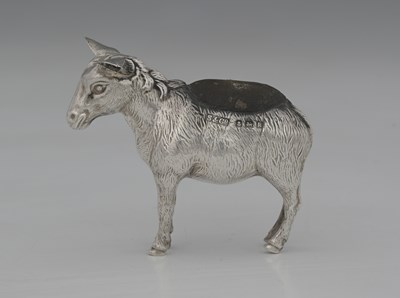 Lot 85 - An Edwardian silver novelty pin cushion, by...