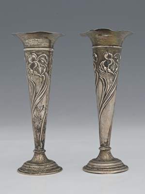 Lot 291 - A pair of Edwardian Art Nouveau silver vases,...