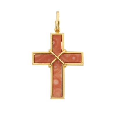Lot 184 - A coral cross pendant