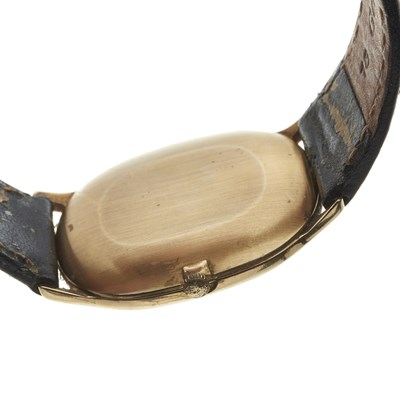 Lot 215 - Tissot, a 9ct gold wrist watch