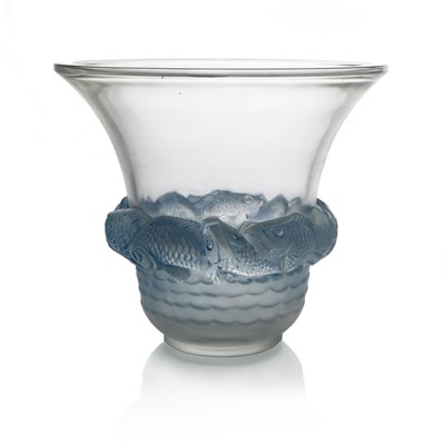 Lot 30 - Rene Lalique, a Piriac glass vase, model 1043,...