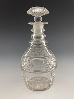 Lot 468 - A George III cut glass decanter