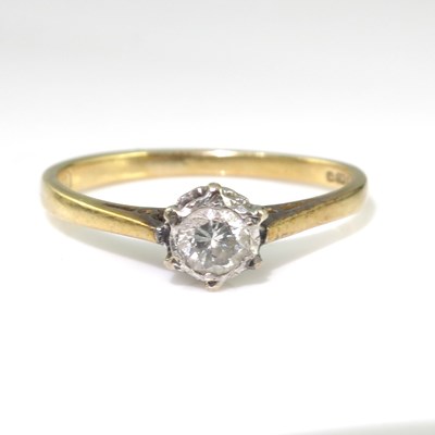 Lot 169 - An 18 carat gold and diamond solitaire ring,...