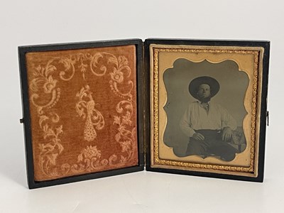 Lot 285 - Daguerreotype, American interest, portrait of...