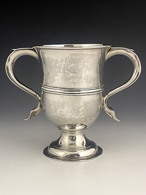 Lot 208 - A George III silver two-handled cup, with...