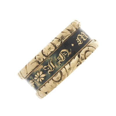 Lot 108 - A late Georgian 18ct gold enamel mourning band ring