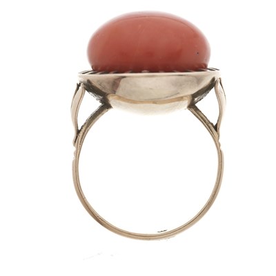 Lot 88 - A mid 20th century gold, coral single-stone ring