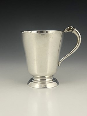 Lot 117 - An Elizabeth II silver mug, of tapering...