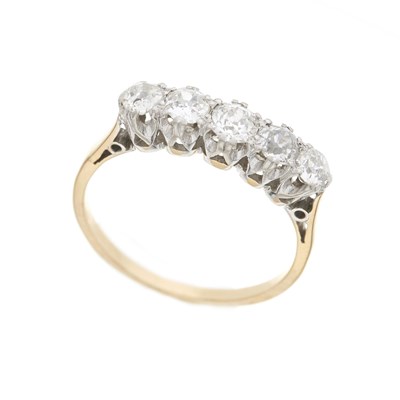 Lot 8 - An early 20th century 18ct gold diamond five-stone ring
