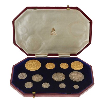 Lot 75 - George V, a fine and rare 1911 gold proof long set