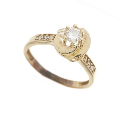 Lot 176 - A 14ct gold diamond single-stone ring