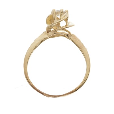Lot 176 - A 14ct gold diamond single-stone ring