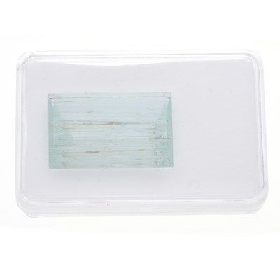 Lot 58 - A rectangular-shape aquamarine, weighing 36.60ct