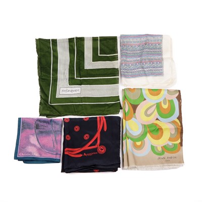 Lot 476 - A selection of designer scarves and...