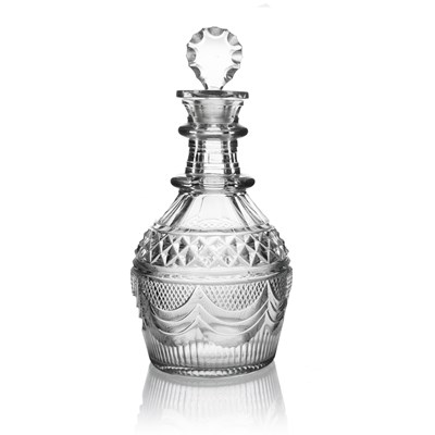 Lot 437 - An Anglo Irish cut glass decanter, circa 1810,...