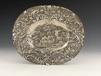 Lot 171 - A seventeenth-century German silver dish, of...