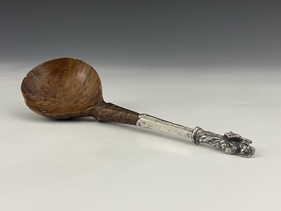 Lot 60 - A seventeenth-century Alpine apostle spoon,...