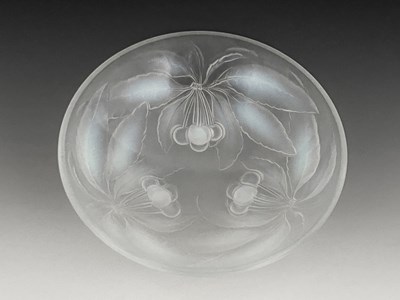 Lot 599 - G Vallon, an opalescent glass Cherry bowl,...