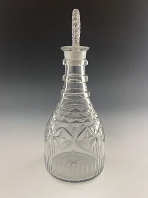 Lot 477 - An Anglo Irish cut glass decanter