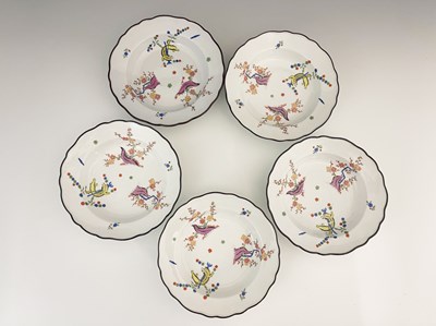 Lot 649 - A set of five Meissen Kakiemon dishes, ogee...