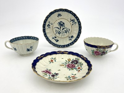 Lot 979 - Two Worcester teacups and saucers, crescent...