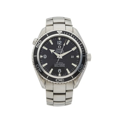 Lot 234 - Omega, a Seamaster Planet Ocean bracelet watch