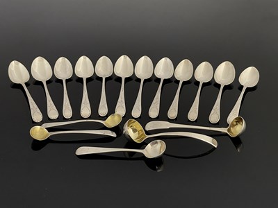 Lot 441 - A quantity of silver teaspoons and small...