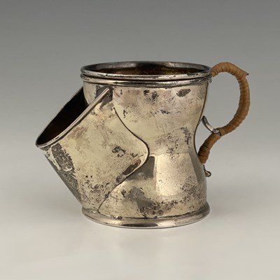 Lot 100 - An Edwardian silver shaving mug, of...