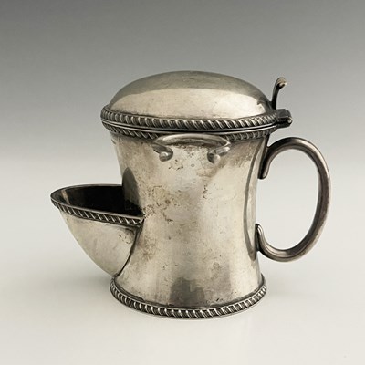 Lot 262 - An Edwardian silver shaving mug, of waisted...