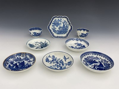 Lot 824 - A Collection of Worcester blue and white tea...