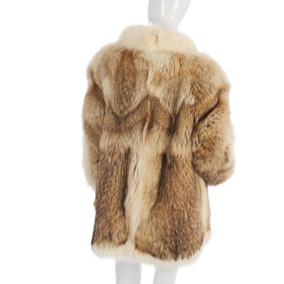 Lot 424 - A ladies wolf fur jacket with arctic fox fur...