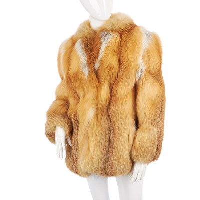 Lot 425 - A ladies red fox fur jacket, designed with...